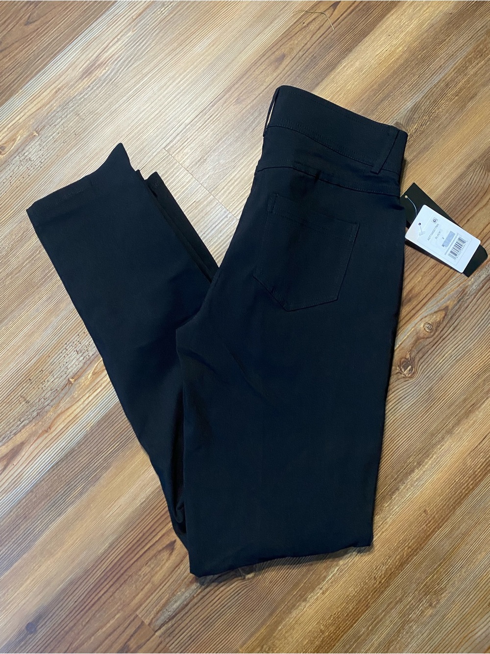 4/$16 89th & Madison Black Pants